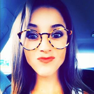 Meet your Posher, Erica